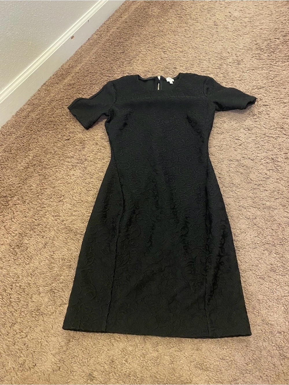 Aritzia Wilfred Mignonne Dress Black Jacquard Sheath Short Sleeve XXS $125 - Picture 2 of 11
